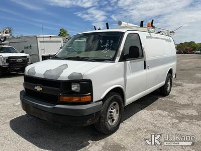 2011 Chevrolet G2500 Cargo Van