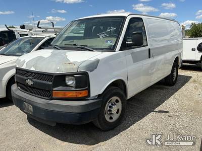 2011 Chevrolet G2500 Cargo Van