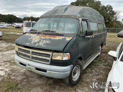 1997 Dodge Ram 3500 Passenger Van