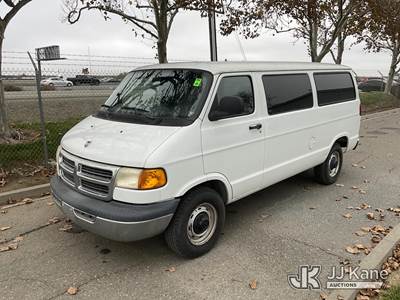 2001 Dodge Ram Wagon B2500 Passenger Van