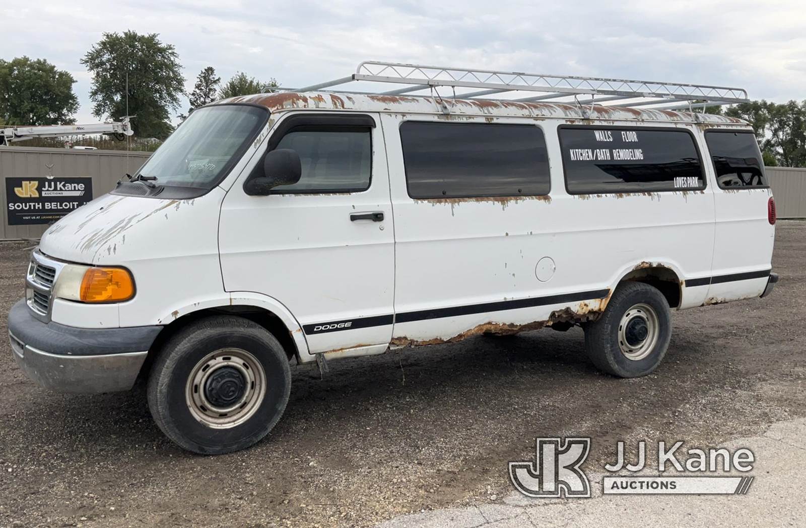2001 Dodge Ram Wagon B3500 Maxi Cargo Van For Sale, 131,736 Miles South Beloit, IL SB470