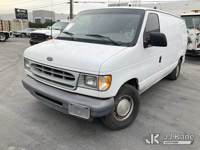 2002 Ford Econoline E-150 Cargo Van