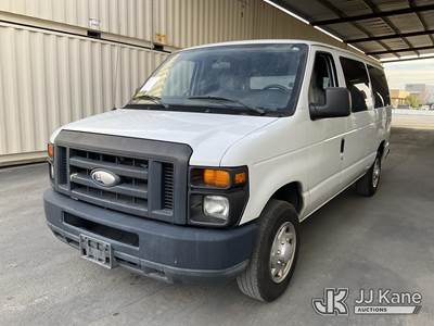 2014 Ford Econoline E-150 XL Passenger Van