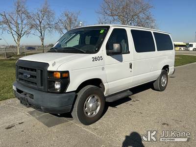 2013 Ford Econoline E-250 Cargo Van