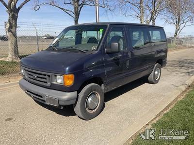 2005 Ford Econoline E-250 Cargo Van