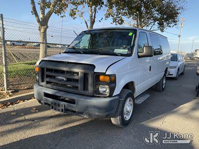 2014 Ford Econoline Cargo Van