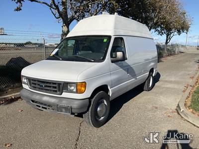 2004 Ford Econoline E-250 Cargo Van
