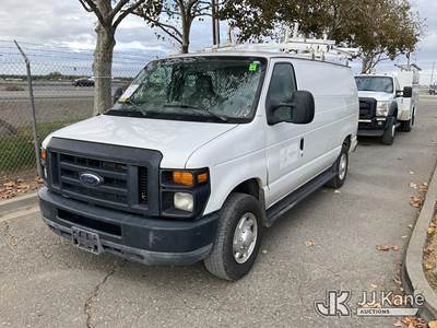 2011 Ford Econoline E-350 Cargo Van