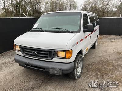 2006 Ford Econoline Cargo Van