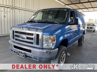 2013 Ford Econoline E-250 Extended Cargo Van