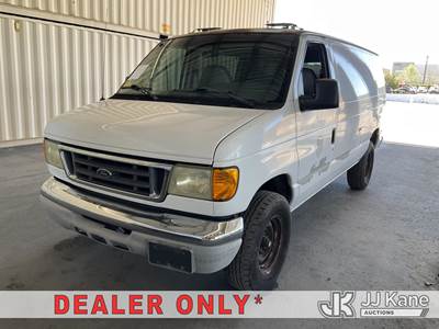 2006 Ford Econoline E-350 Super Duty Cargo Van