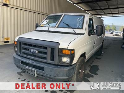 2009 Ford Econoline E-350 Super Duty Cargo Van
