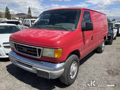 2003 Ford Econoline E-350 Super Duty Cargo Van