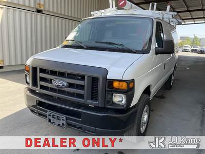 2011 Ford Econoline E-350 Super Duty Cargo Van