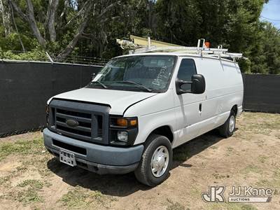 2014 Ford Econoline E-150 Cargo Van