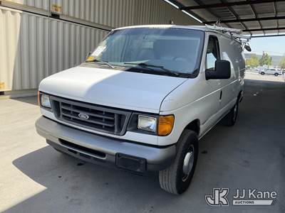 2006 Ford Econoline E-350 Super Duty Cargo Van
