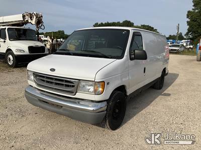2001 Ford Econoline E150 Extended Cargo Van