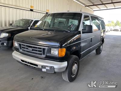 2005 Ford Econoline Passenger Van