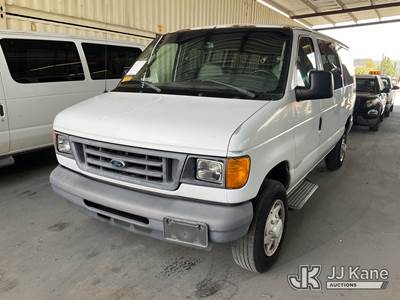 2007 Ford Econoline Cargo Window Van