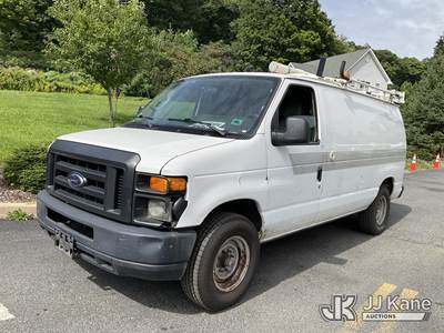 2011 Ford Econoline E-250 Cargo Van