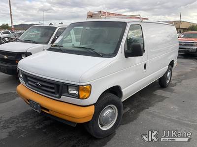 2004 Ford Econoline E-350 Cargo Van