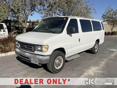 2003 Ford Econoline E-350 Passenger Van