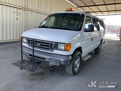 2006 Ford Econoline E-350 Cargo Van