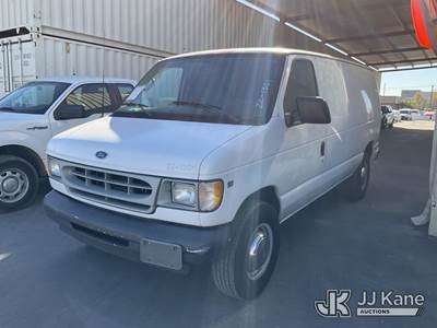 2001 Ford Econoline E-350 SD Cargo Van