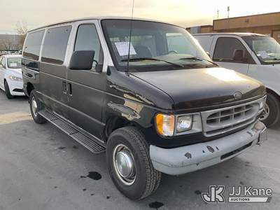 2000 Ford Econoline Wagon E-350 SD Passenger Van