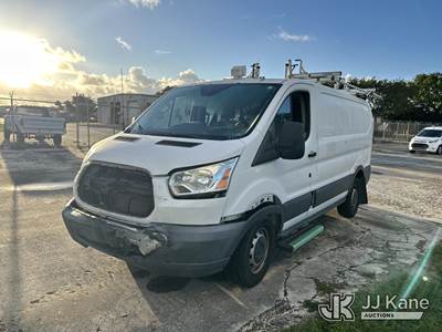 2015 Ford Transit-250 Low Roof Sprinter Cargo Van