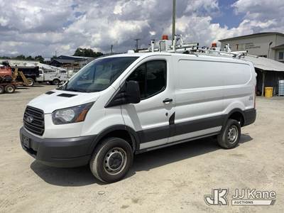 2017 Ford Transit 4x4 250 Van Low Roof 60/40 Pass.130-in. WB Cargo Van