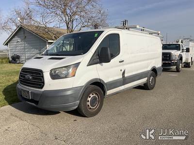 2016 Ford Transit 150 Van Low Roof w/Sliding Pass. 130-in Cargo Van