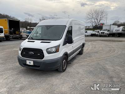 2018 Ford Transit 250 Van Med. Roof w/Sliding Pass. 148-in Van
