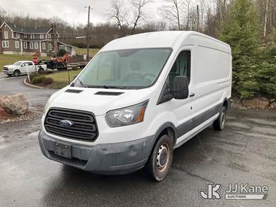 2015 Ford Transit 350 Van Med. Roof w/Sliding Pass. 148-in Cargo Van