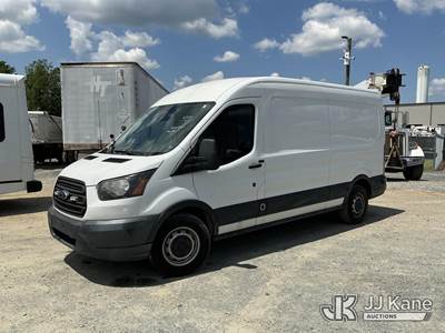 2017 Ford Transit 250 Van Med. Roof w/Sliding Pass. 148-in Cargo Van