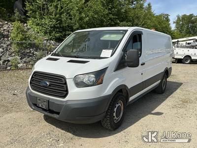 2016 Ford Transit 250 Van Low Roof 60/40 Pass.130-in. WB Cargo Van