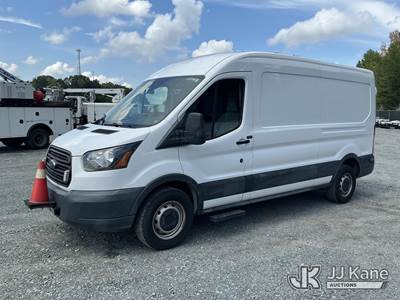 2018 Ford Transit 250 Van Med. Roof w/Sliding Pass. 148-in Cargo Van