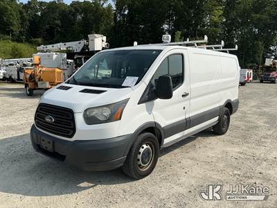 2015 Ford Transit 250 Van Low Roof 60/40 Pass.130-in. WB Cargo Van