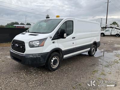 2017 Ford Transit 250 Van Low Roof w/Sliding Pass. 130-in. Cargo Van