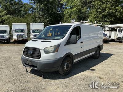 2015 Ford Transit 250 Van Low Roof 60/40 Pass.130-in. WB Cargo Van