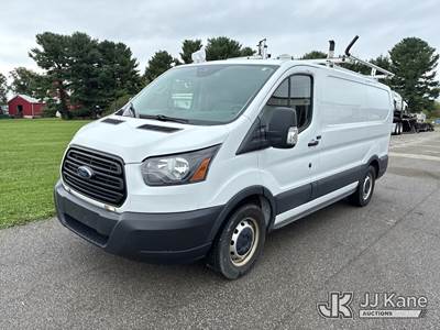 2019 Ford Transit 150 Van Low Roof w/Sliding Pass. 130-in. Cargo Van
