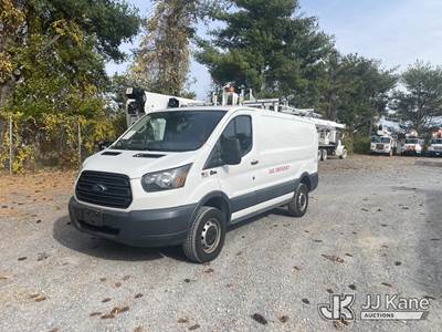 2017 Ford Transit Quigley 4x4 250 Van Low Roof 60/40 Pass.130-in. WB 3.5L V6 Gas