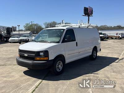 GMC Savana G2500 Cargo Van