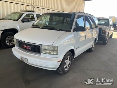 2000 GMC Safari Passenger Van