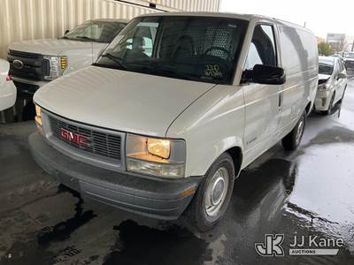1999 GMC Safari Cargo Van