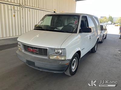 2000 GMC Safari Cargo Van