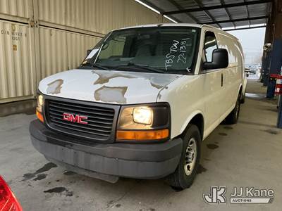 2009 GMC Savana 3500 Cargo Van