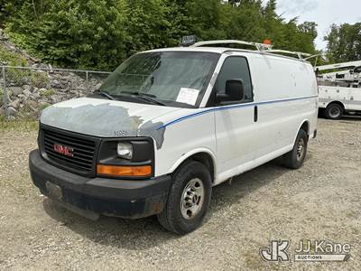 2011 GMC Savana 3500 Cargo Van