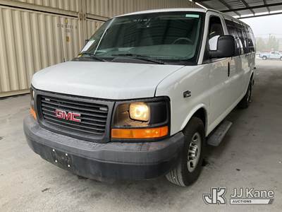2015 GMC Savana Extended Window Van