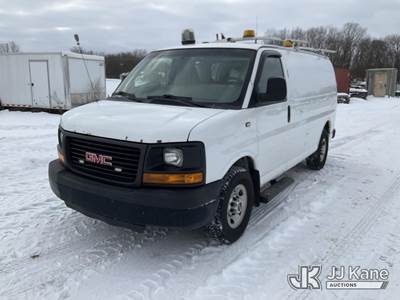2014 GMC Savana G3500 Cargo Van